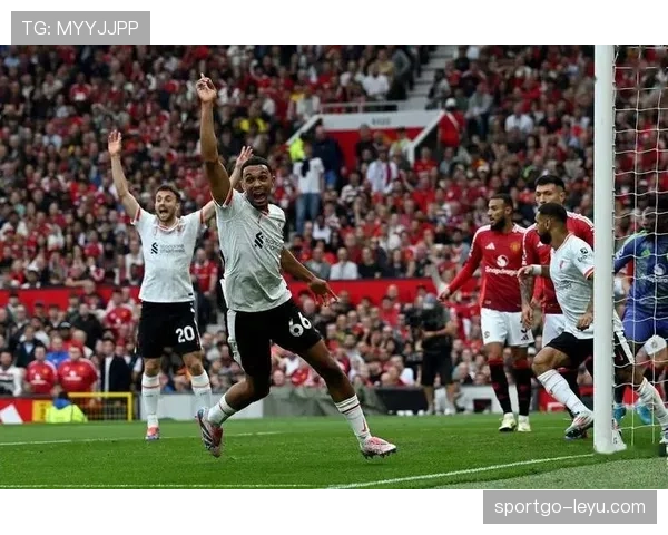 赖斯中场全能表现助球队攻防两端全面提升