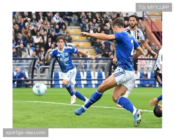 国米中场稳健发挥,助球队逆转取胜 国米中场稳健发挥,助球队逆转取胜