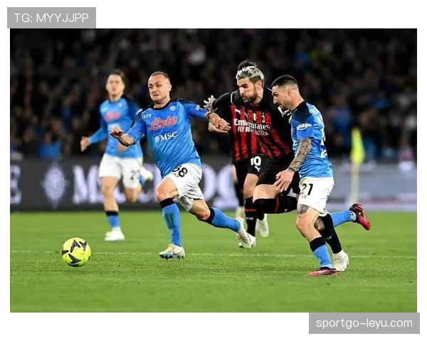 无球跑动与懒散争议:莱奥的战术两面性